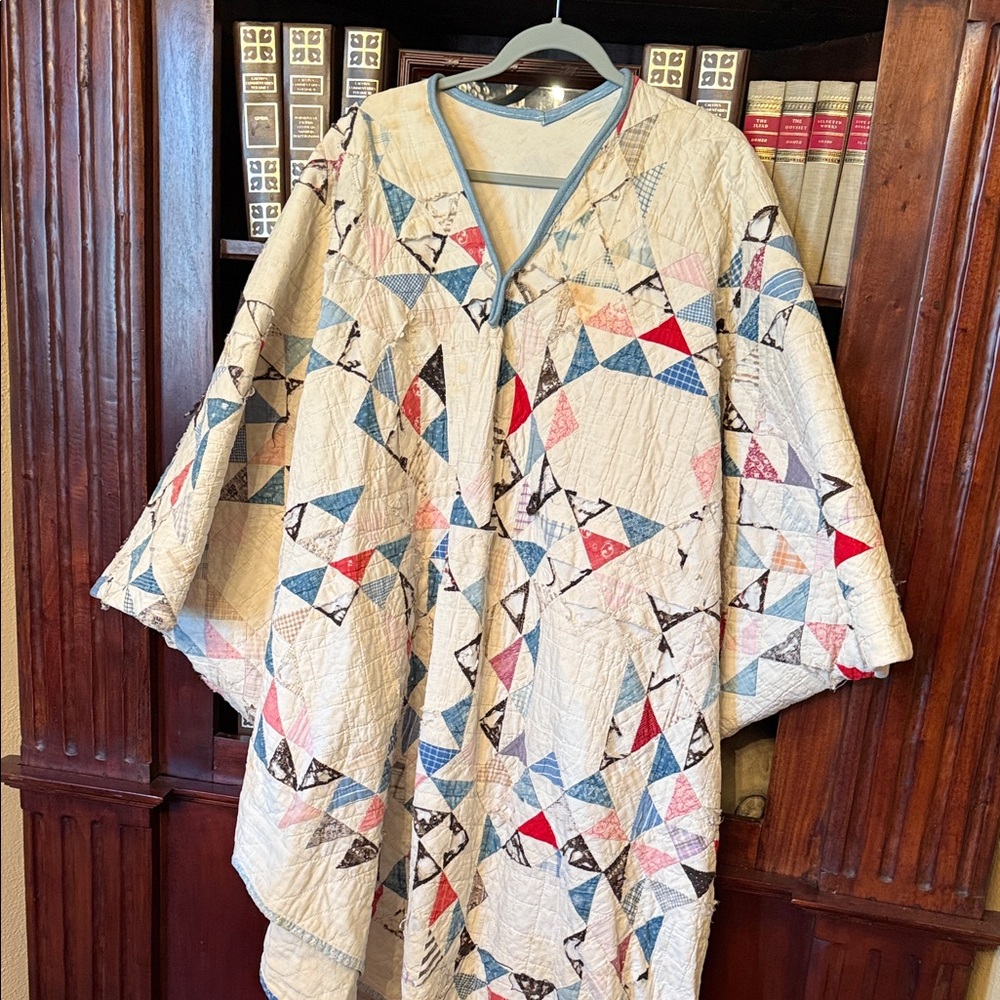 Multicolor Geometric Patterned Women's Poncho - image 1